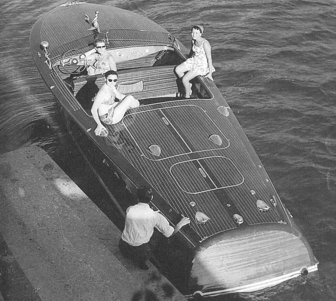 BQ #2, 
1952 and later named as Tritone. This specific boat had a 14 litre Scripps V-12 engine 
at 350 Hp.